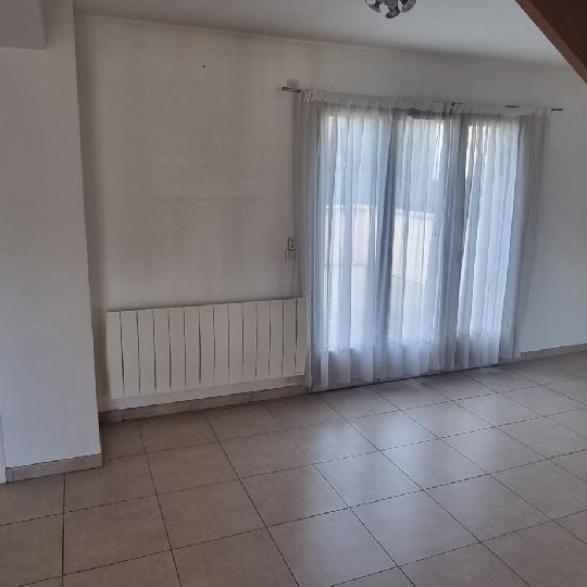  Annonces PROVINS : Maison / Villa | PONT-SUR-YONNE (89140) | 115 m2 | 900 &euro; 