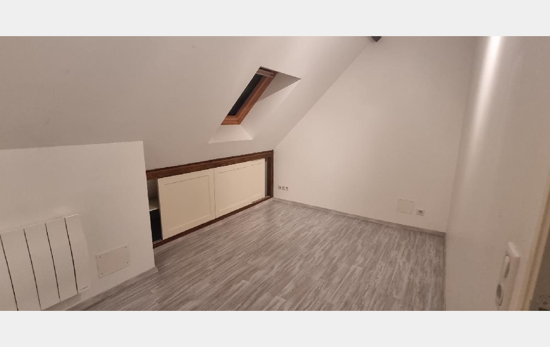 Annonces PROVINS : Maison / Villa | PONT-SUR-YONNE (89140) | 115 m2 | 900 &euro; 