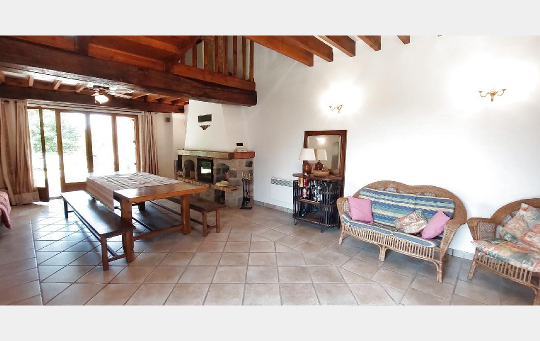 Annonces PROVINS : Maison / Villa | VINNEUF (89140) | 202 m2 | 284 000 &euro; 